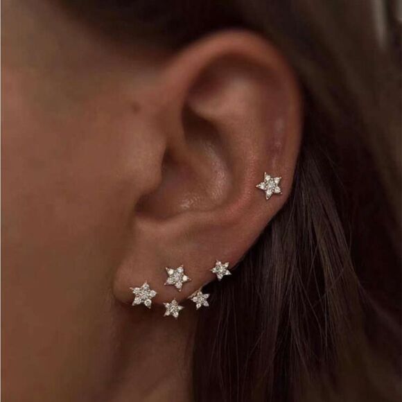 Free People Jewelry - Elegant Star Earrings N1032